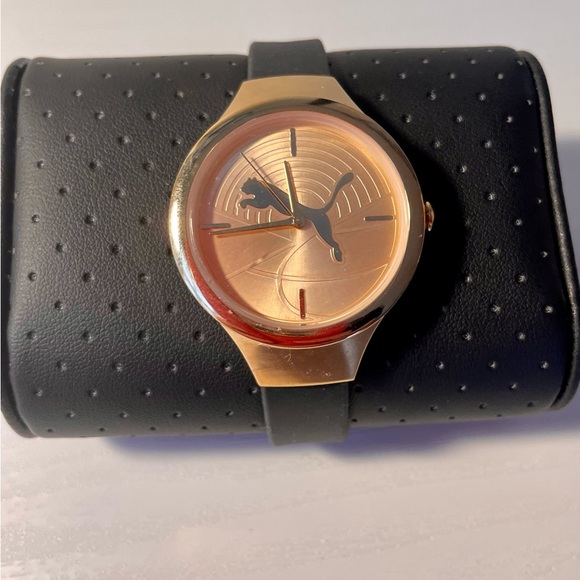 Puma Contour Watch / P1054 - Picture 2 of 7